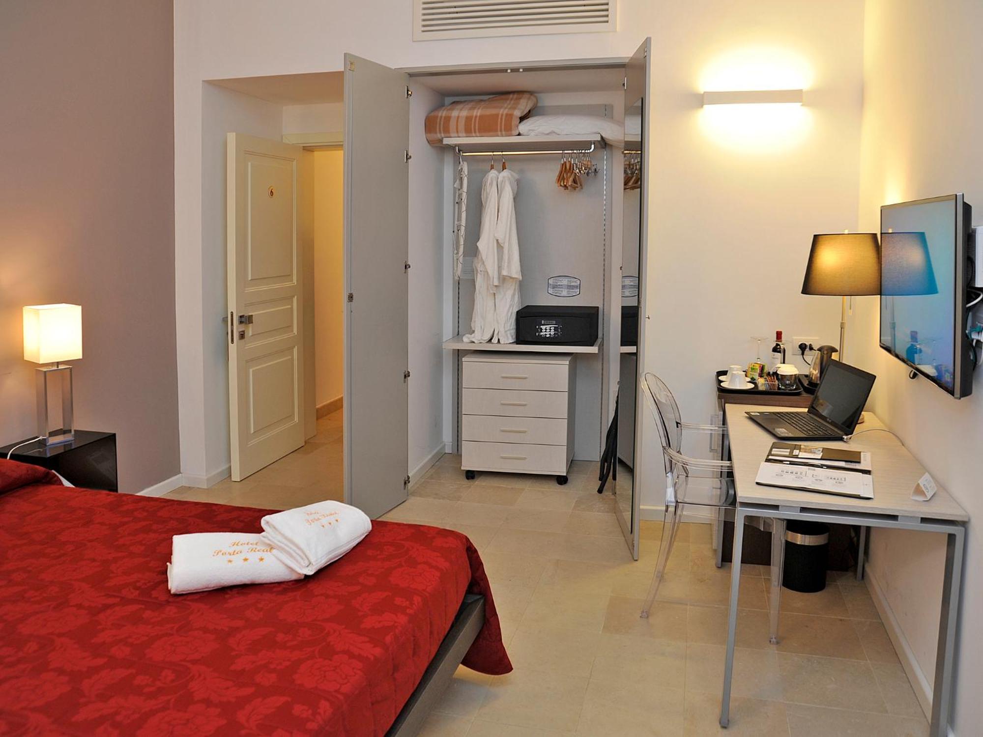 נוטו Hotel Porta Reale חדר תמונה